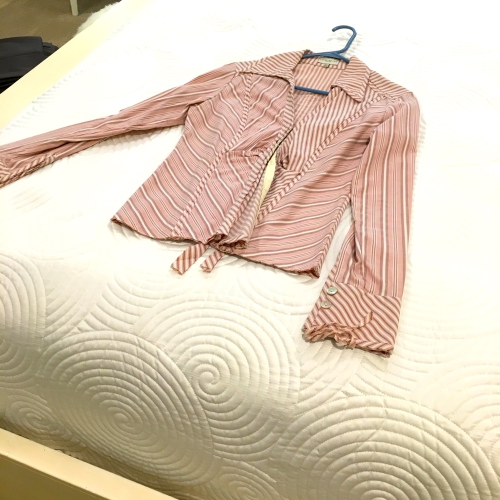 Women’s shirt